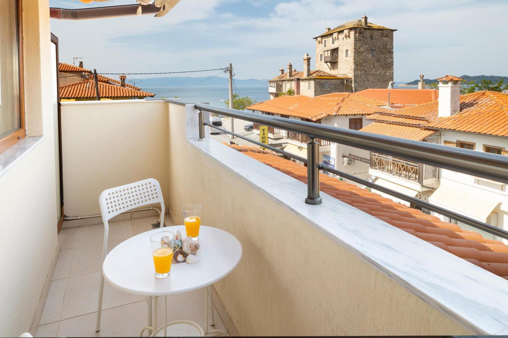 Athos Guest House Pansion Уранополис Экстерьер фото